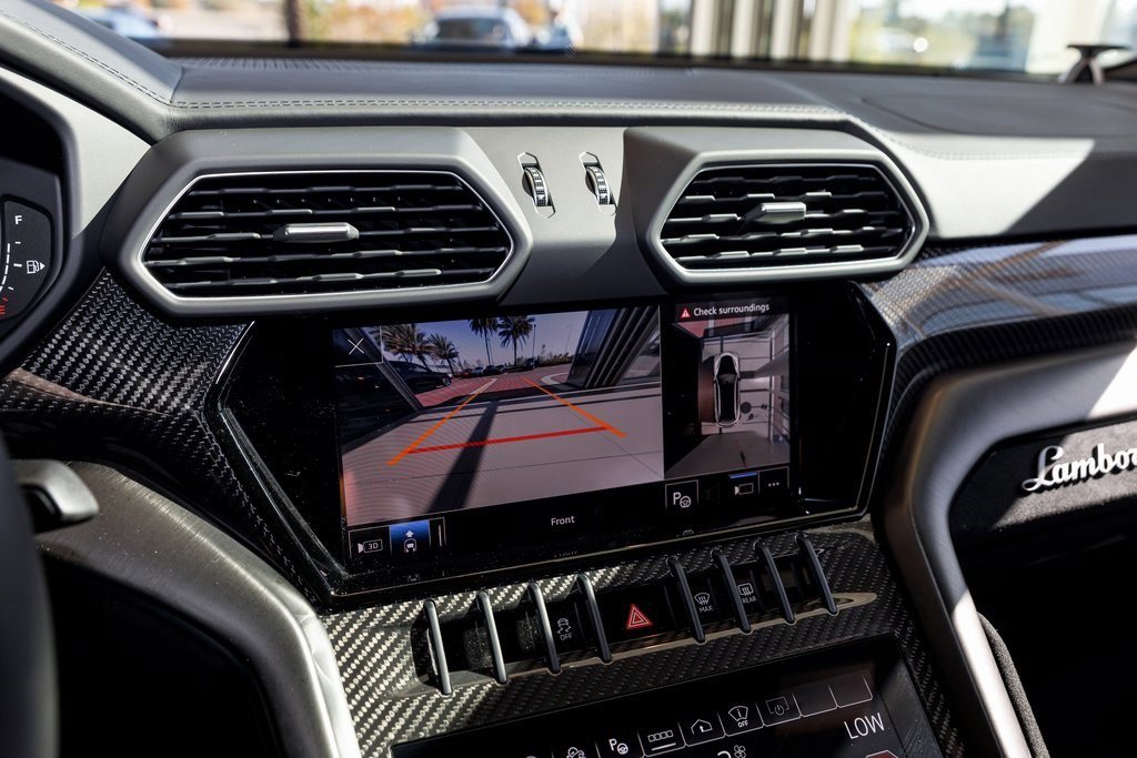 Used 2024 Lamborghini Urus Performante image 32