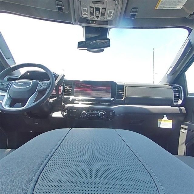 New 2025 GMC Sierra 2500 SLT w/ SLT Premium Package image 26