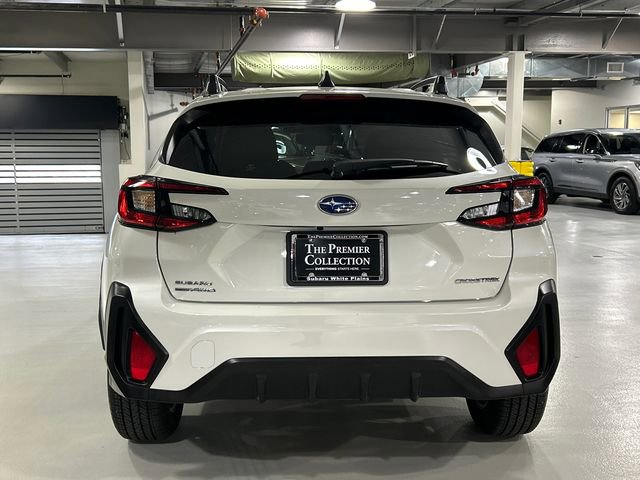 Used 2025 Subaru Crosstrek 2.0i Premium AWD/4WD image 3