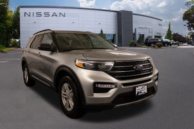 Used 2024 Ford Explorer XLT w/ Equipment Group 202A image 1