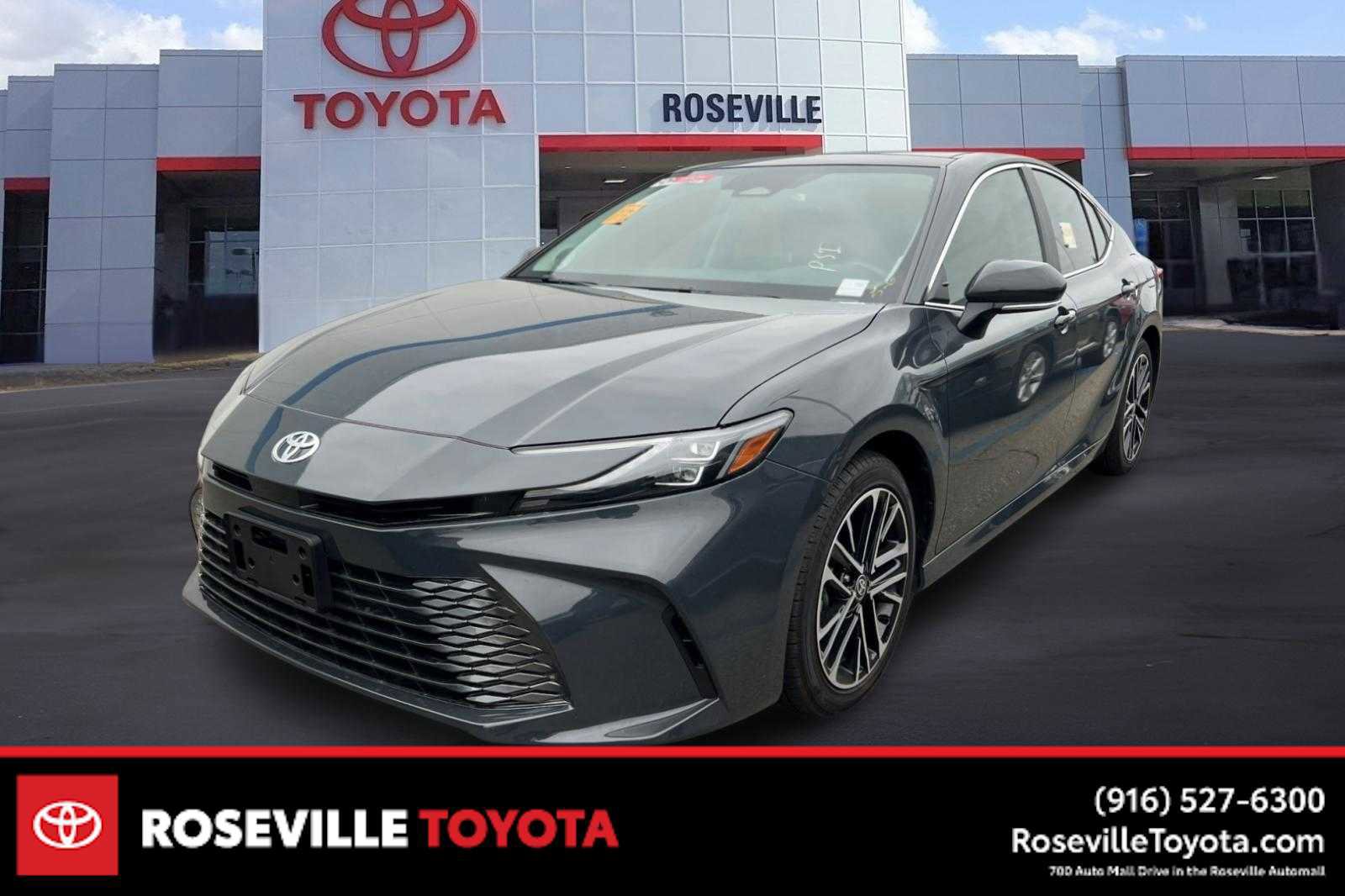 Used 2025 Toyota Camry XLE w/ Premium Package