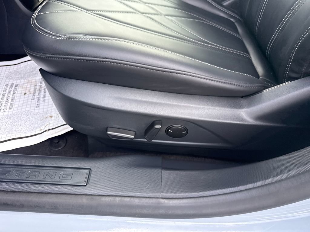 Used 2025 Ford Mustang Mach-E Select image 28