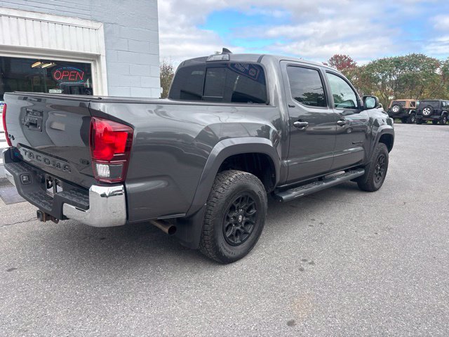 Used 2019 Toyota Tacoma SR5 AWD/4WD image 5
