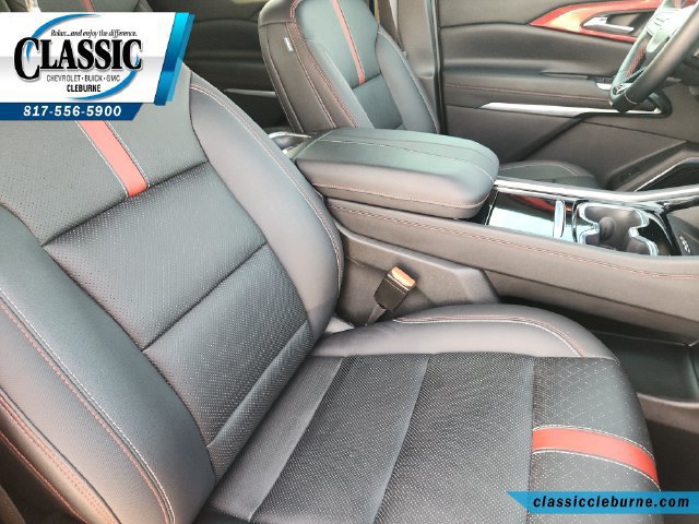 Used 2024 Chevrolet Traverse RS AWD/4WD image 17