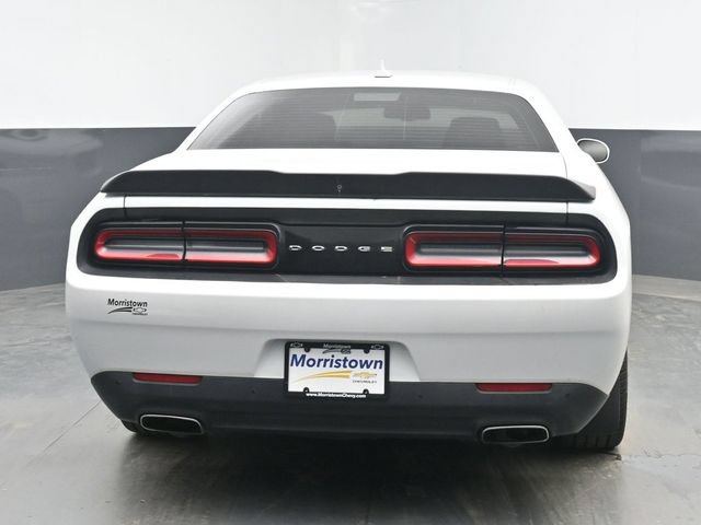 Used 2015 Dodge Challenger SXT Plus RWD image 13