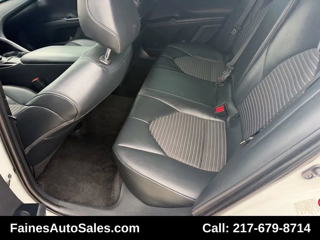 Used 2019 Toyota Camry SE image 39