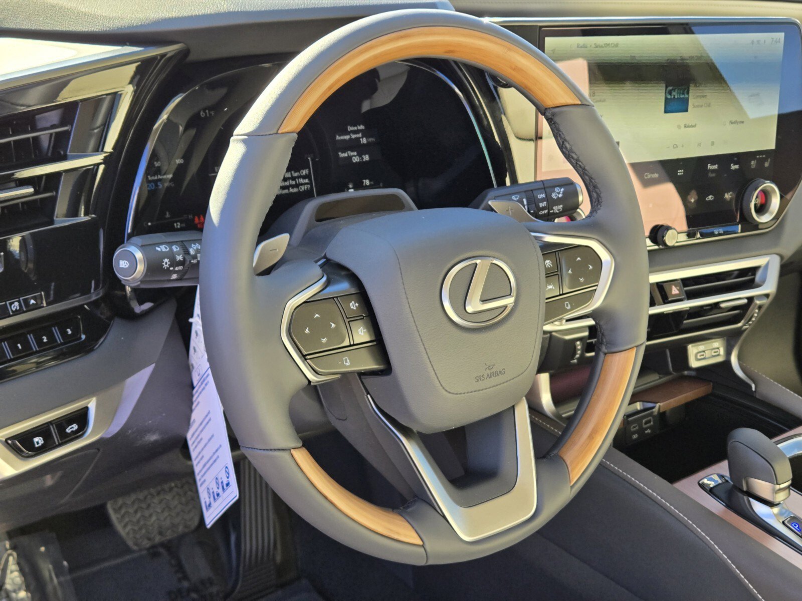 New 2026 Lexus RX 350h image 11