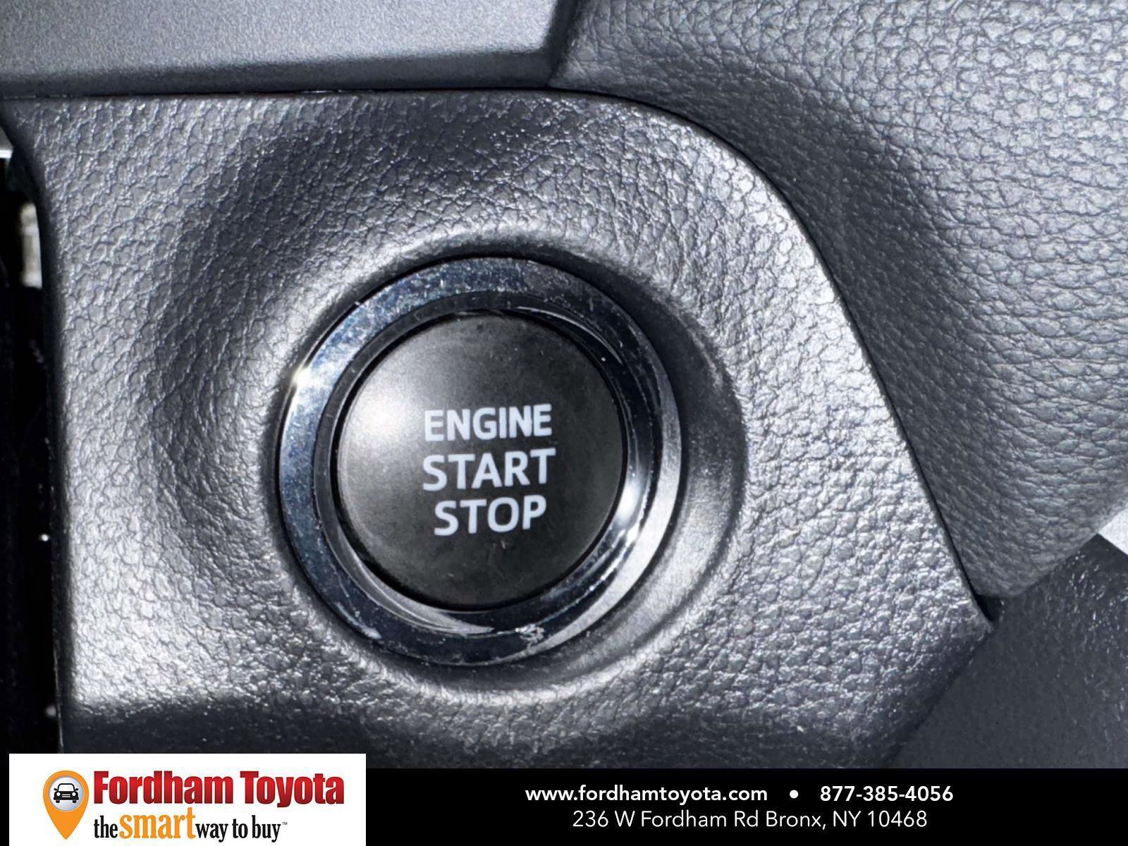 Used 2024 Toyota RAV4 XLE w/ Convenience Package image 23