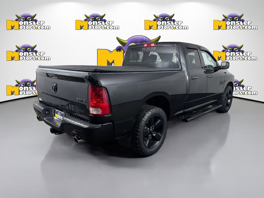 Used 2017 RAM 1500 Express w/ Black Ram 1500 Express Group AWD/4WD image 5