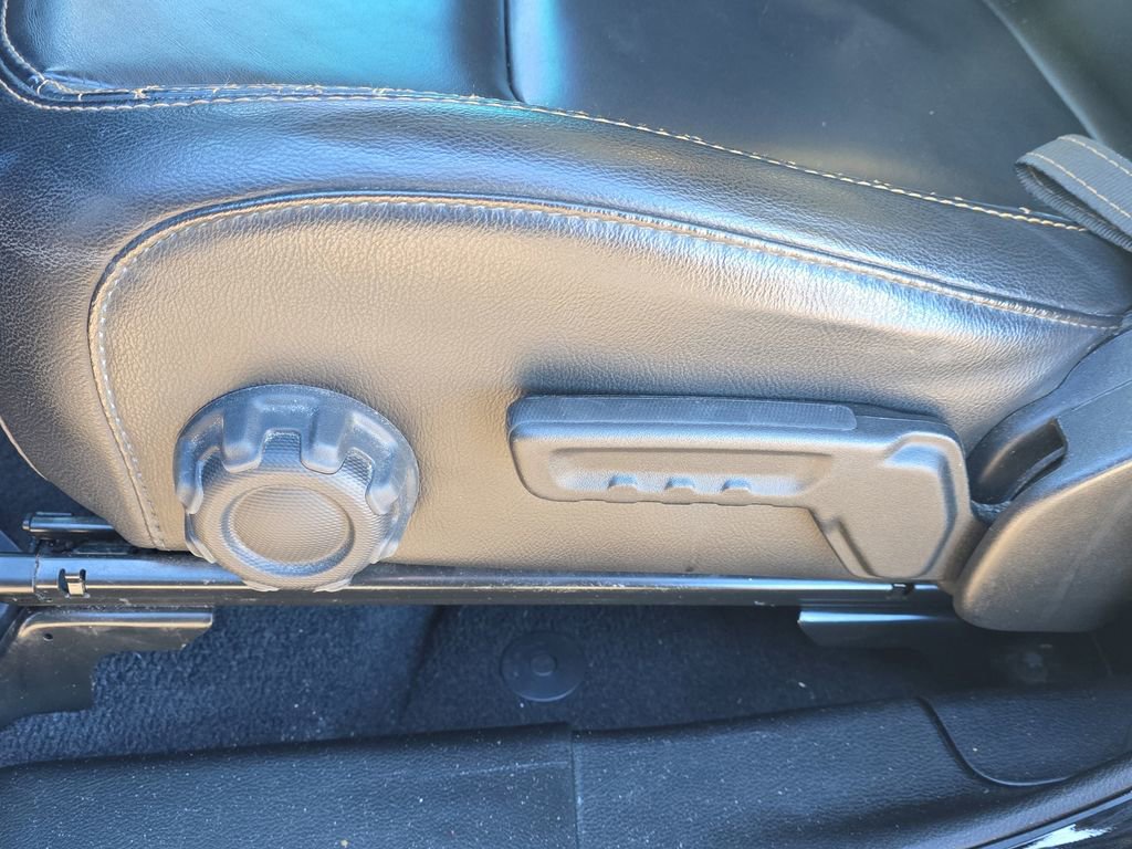 Used 2021 Jeep Gladiator Overland image 17