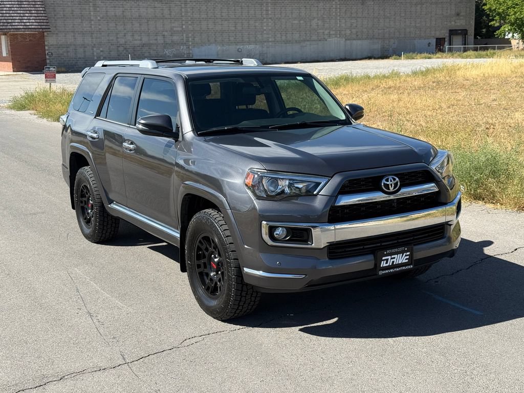 Used 2019 Toyota 4Runner Limited AWD/4WD image 2