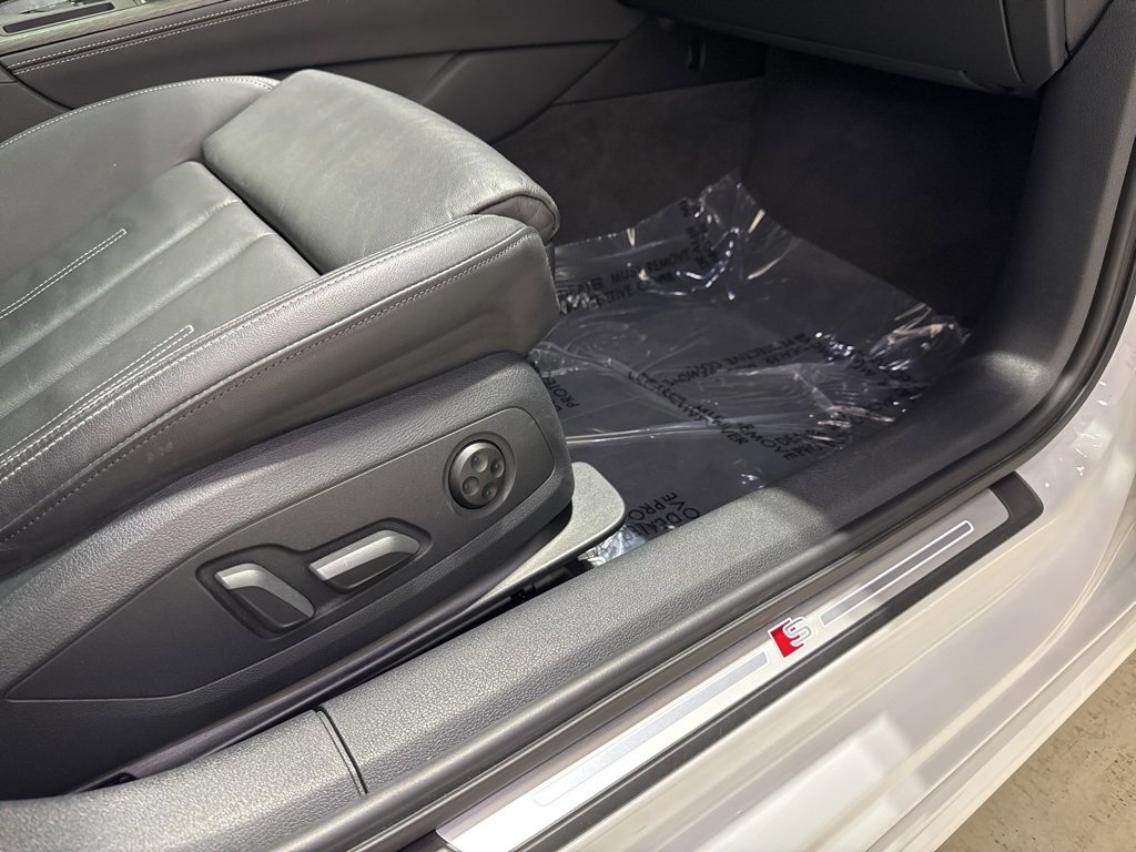 Used 2024 Audi A4 2.0T Premium Plus image 39