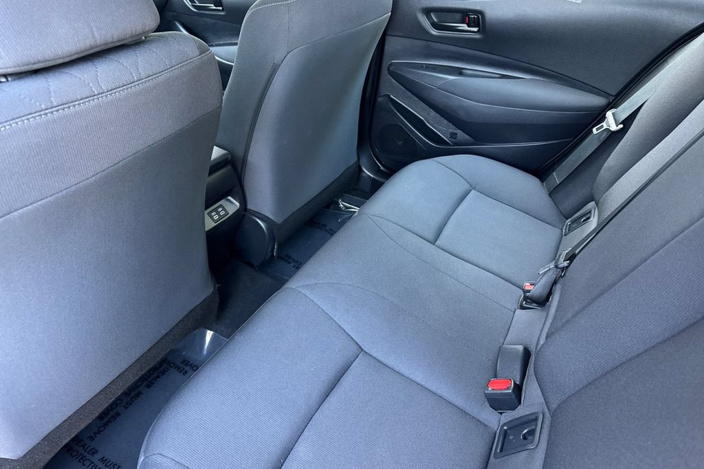 Certified 2025 Toyota Corolla LE FWD image 11