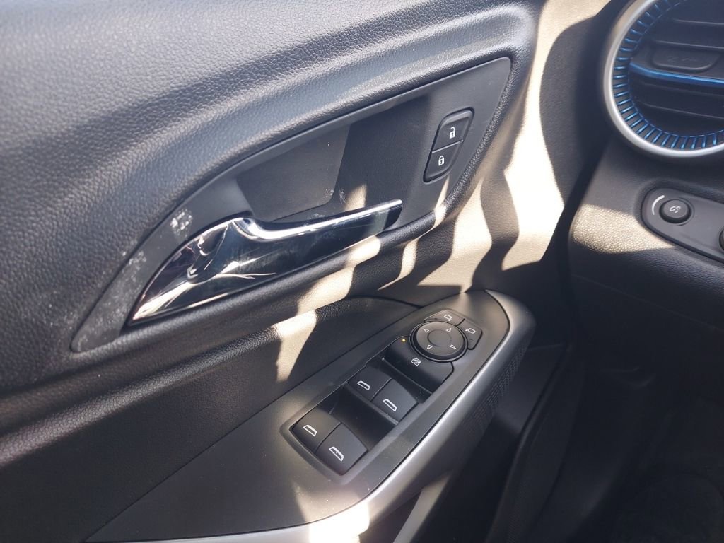 New 2026 Chevrolet Trax LS w/ LS Convenience Package image 11