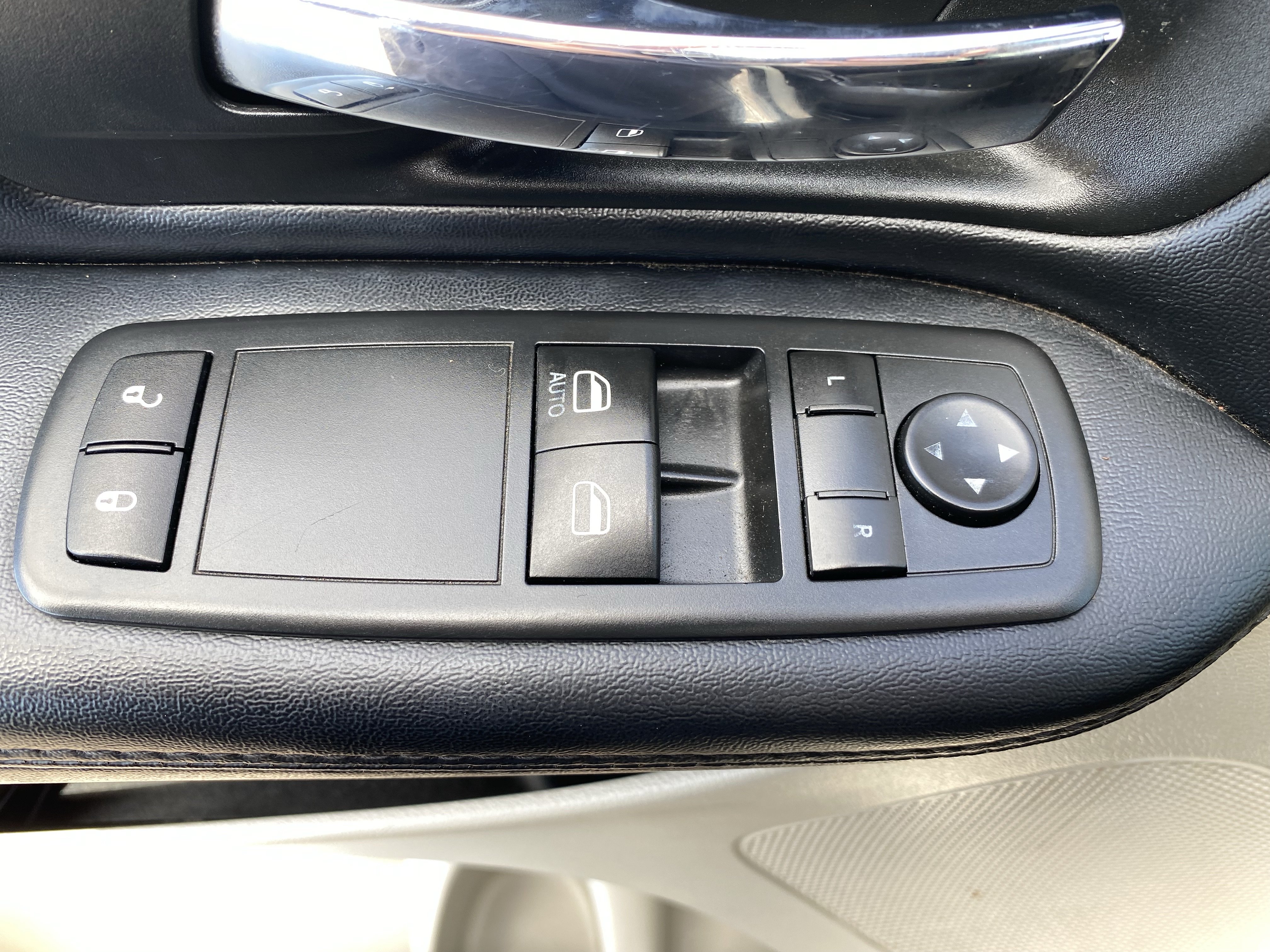 Used 2016 Dodge Grand Caravan SE w/ Quick Order Package 29E SE FWD image 22