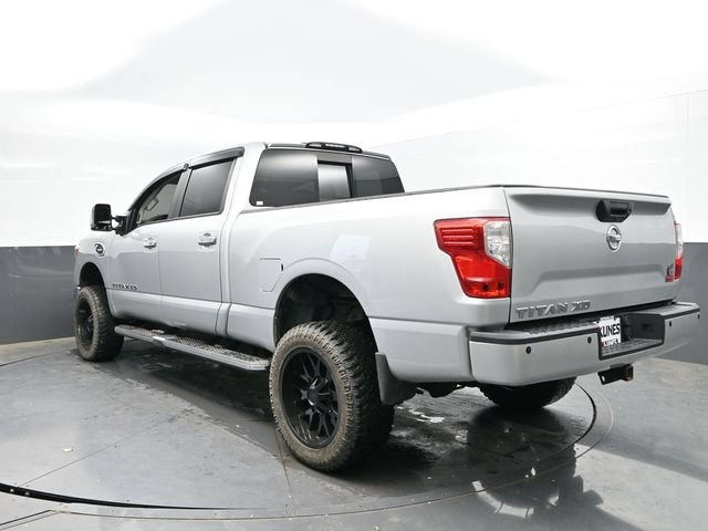 Used 2016 Nissan Titan XD AWD/4WD image 9
