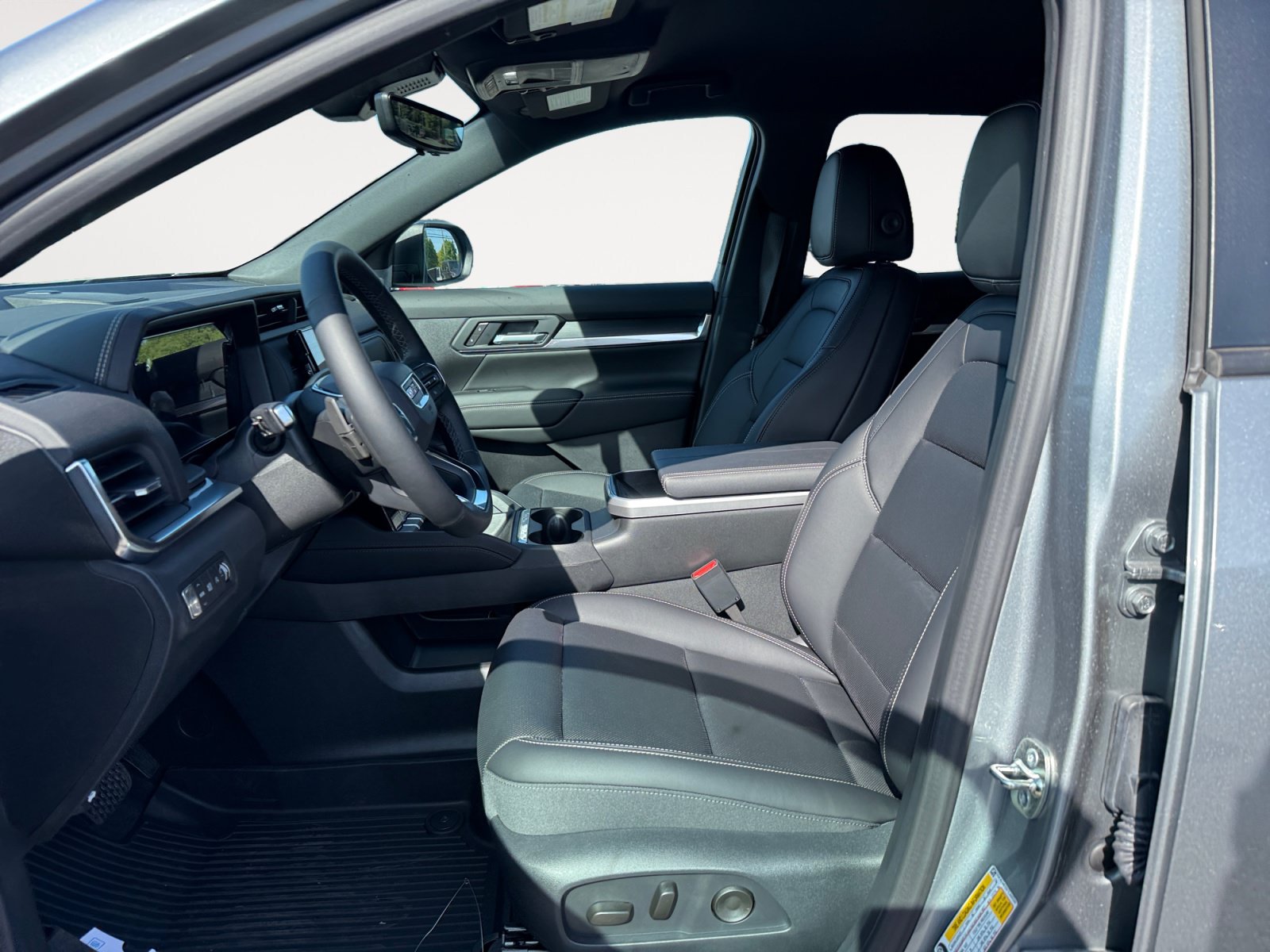 New 2026 GMC Terrain Elevation w/ Elevation Premium Package FWD image 10