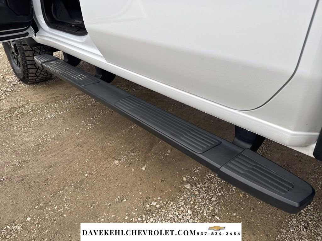 Used 2024 Chevrolet Silverado 2500 ZR2 w/ Technology Package image 37