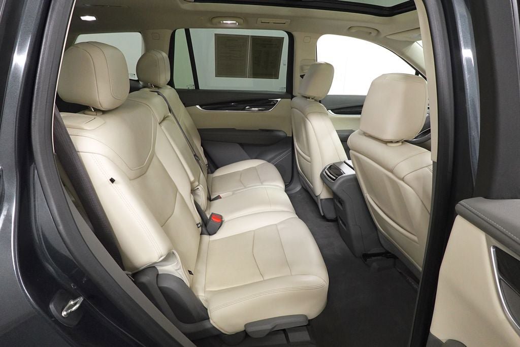 Used 2021 Cadillac XT6 Premium Luxury FWD image 33