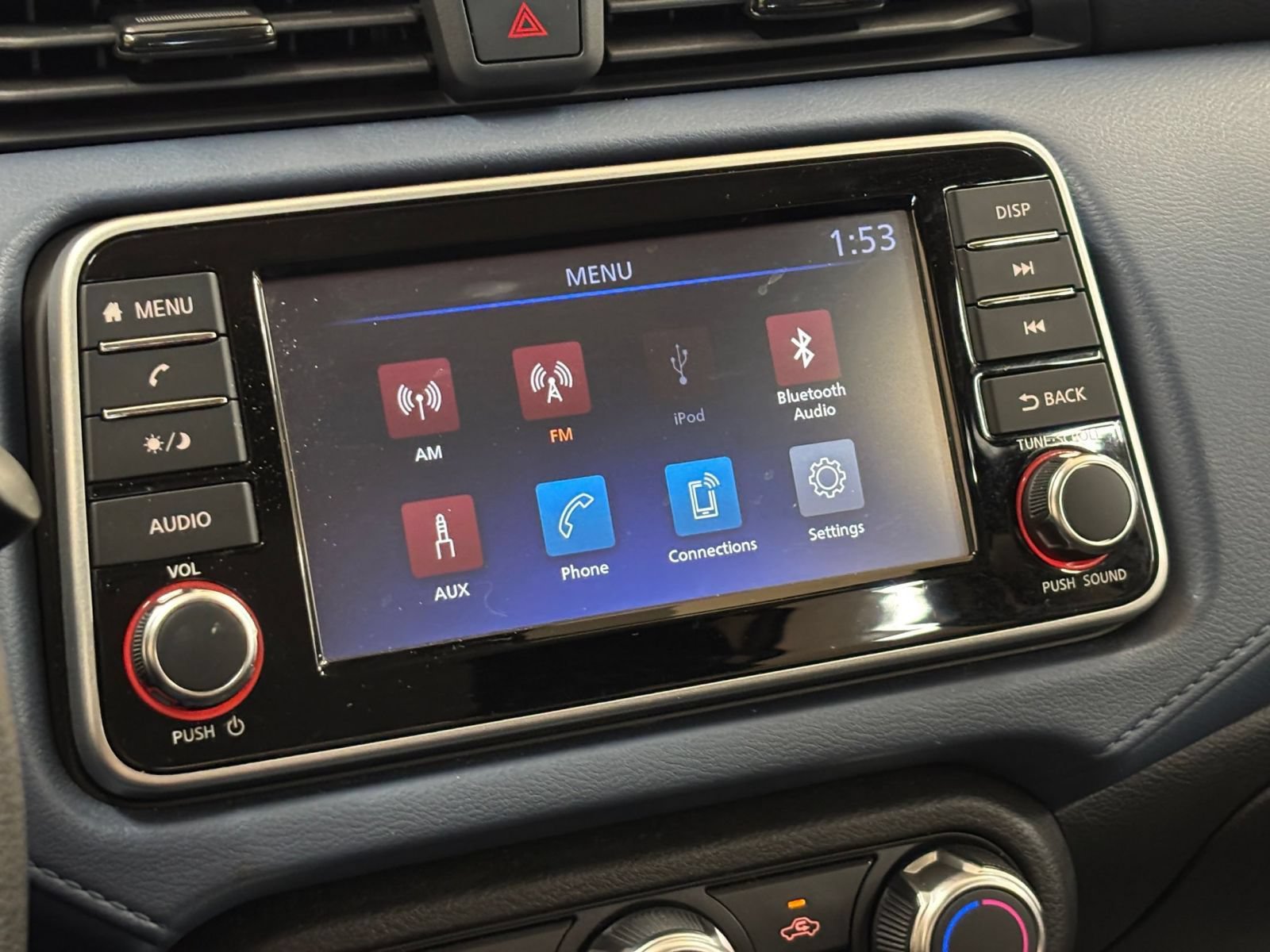 Used 2025 Nissan Versa SV FWD image 19