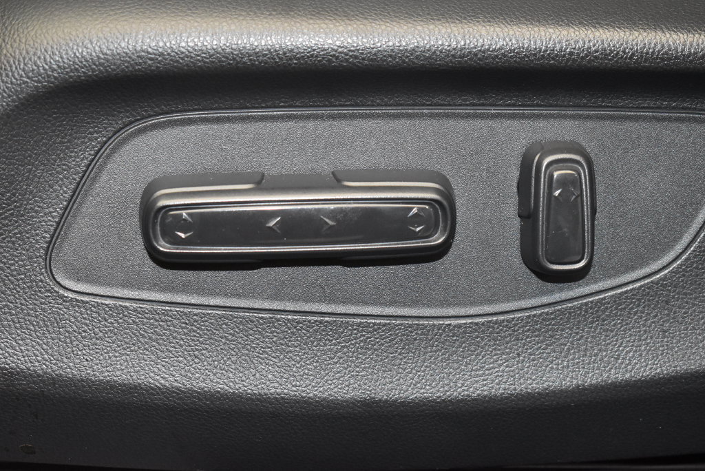 Used 2024 Honda HR-V EX-L image 14