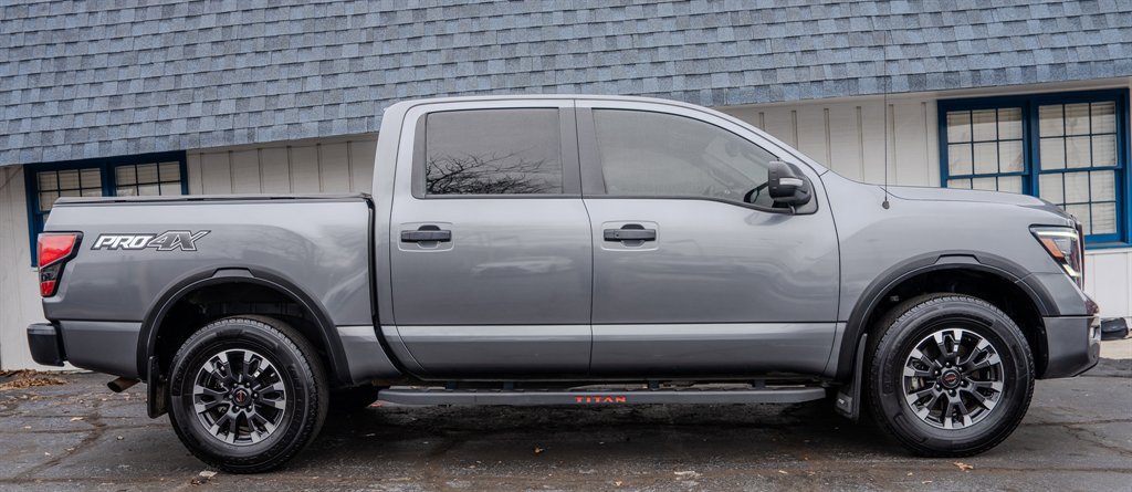 Used 2020 Nissan Titan PRO-4X w/ Pro-4x Utility Package AWD/4WD image 6
