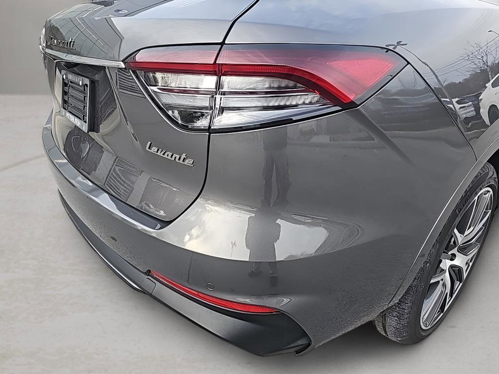 New 2024 Maserati Levante Modena Ultima image 11