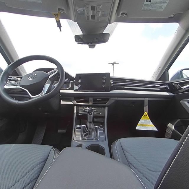 New 2025 Volkswagen Jetta SEL image 26