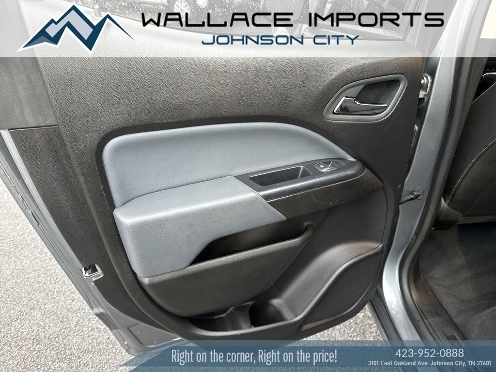 Used 2021 Chevrolet Colorado Z71 AWD/4WD image 34