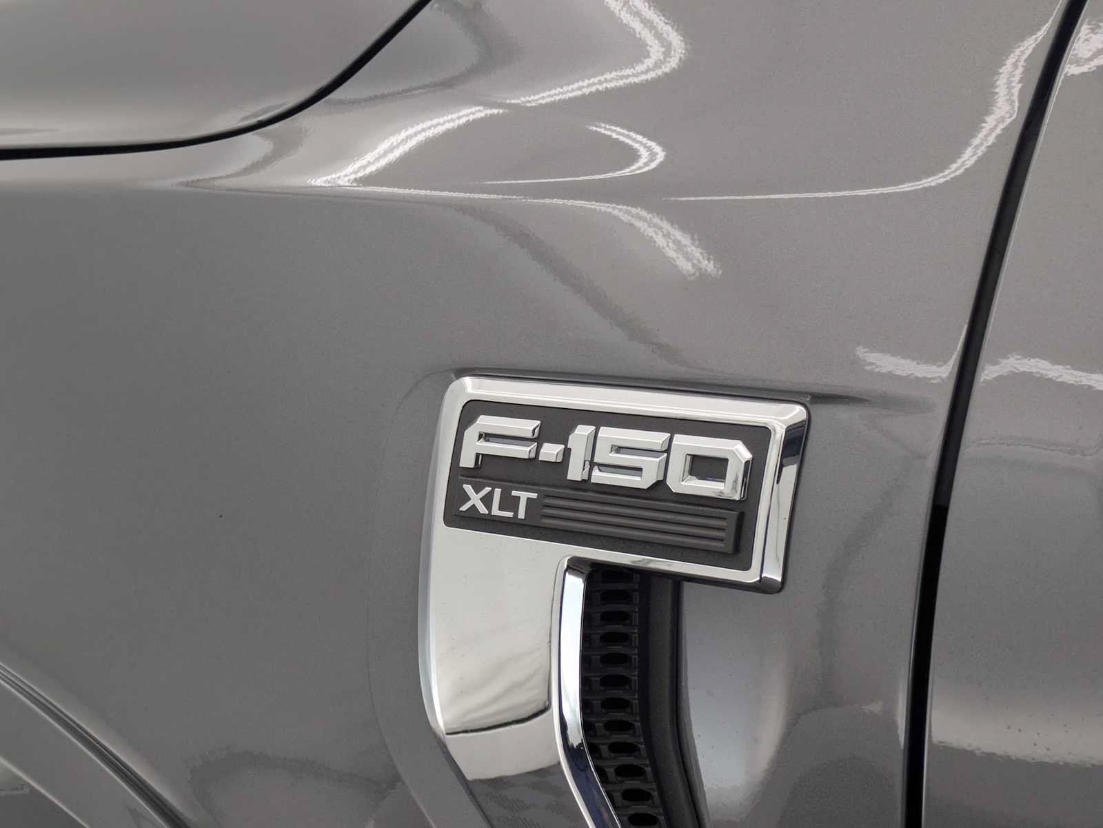 Used 2024 Ford F150 XLT AWD/4WD image 12