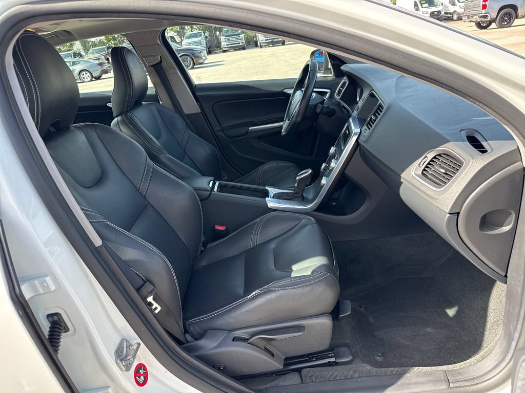 Used 2017 Volvo S60 T5 Dynamic w/ Vision Package AWD/4WD image 23