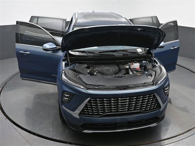 Certified 2025 Buick Enclave Avenir image 62