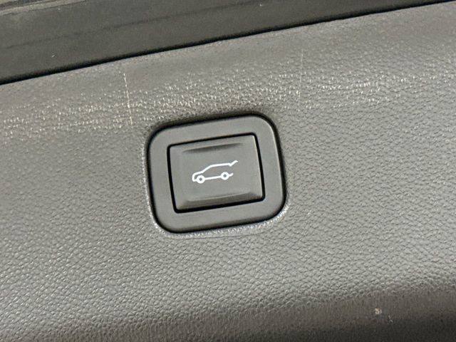 Used 2019 Chevrolet Blazer Premier w/ Sun and Wheels Package AWD/4WD image 30