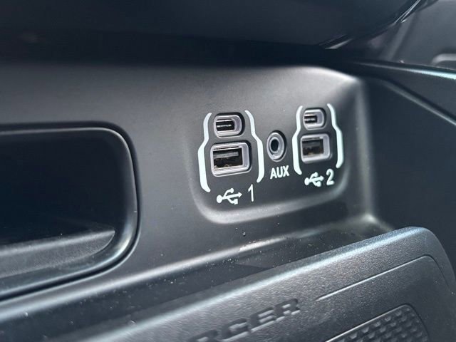 Used 2024 RAM 3500 Limited w/ Night Edition AWD/4WD image 43