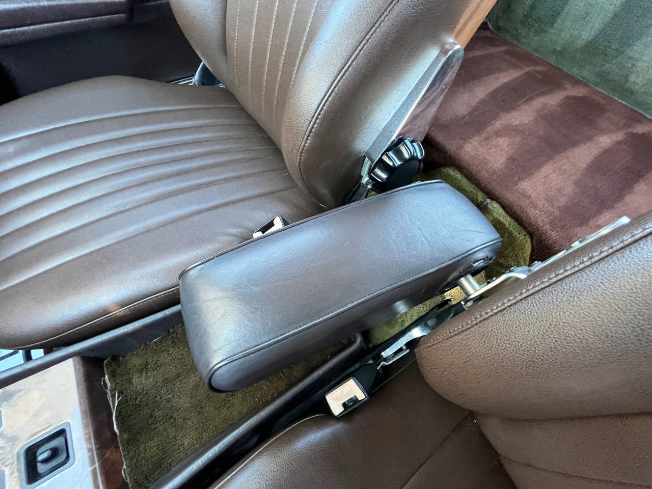 Used 1987 Mercedes-Benz 560 SL image 51