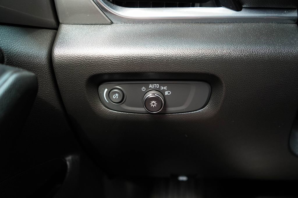 Used 2020 Chevrolet Traverse LS w/ LPO, Blackout Package image 26