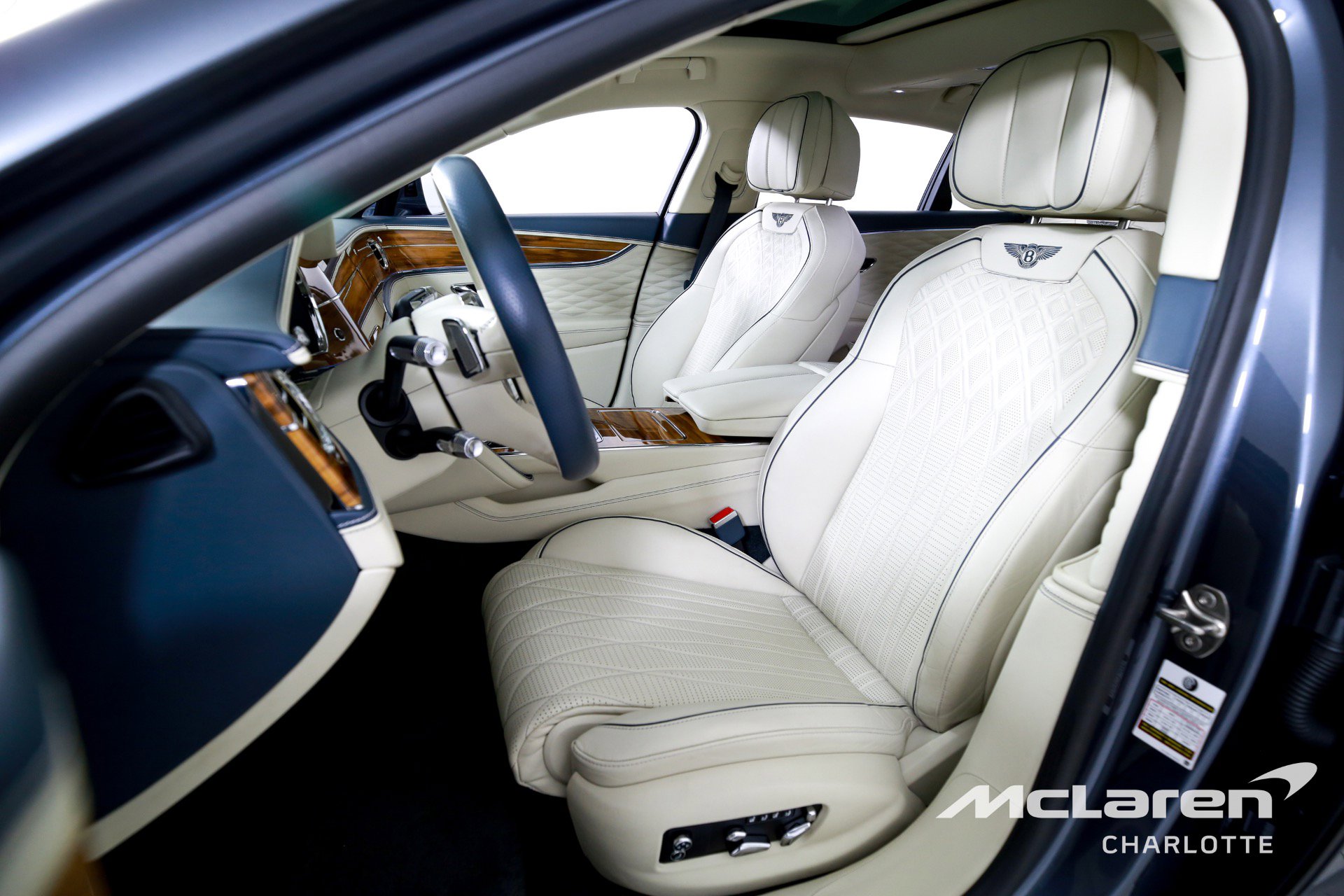 Used 2021 Bentley Flying Spur W12 w/ First Edition Specification image 11