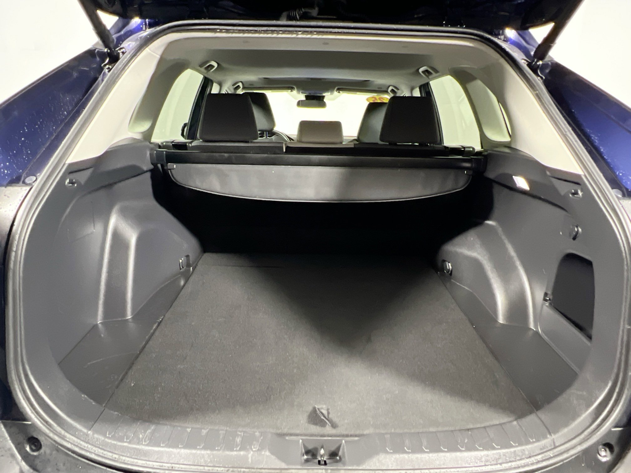 Used 2025 Toyota RAV4 XLE w/ Convenience Package image 34