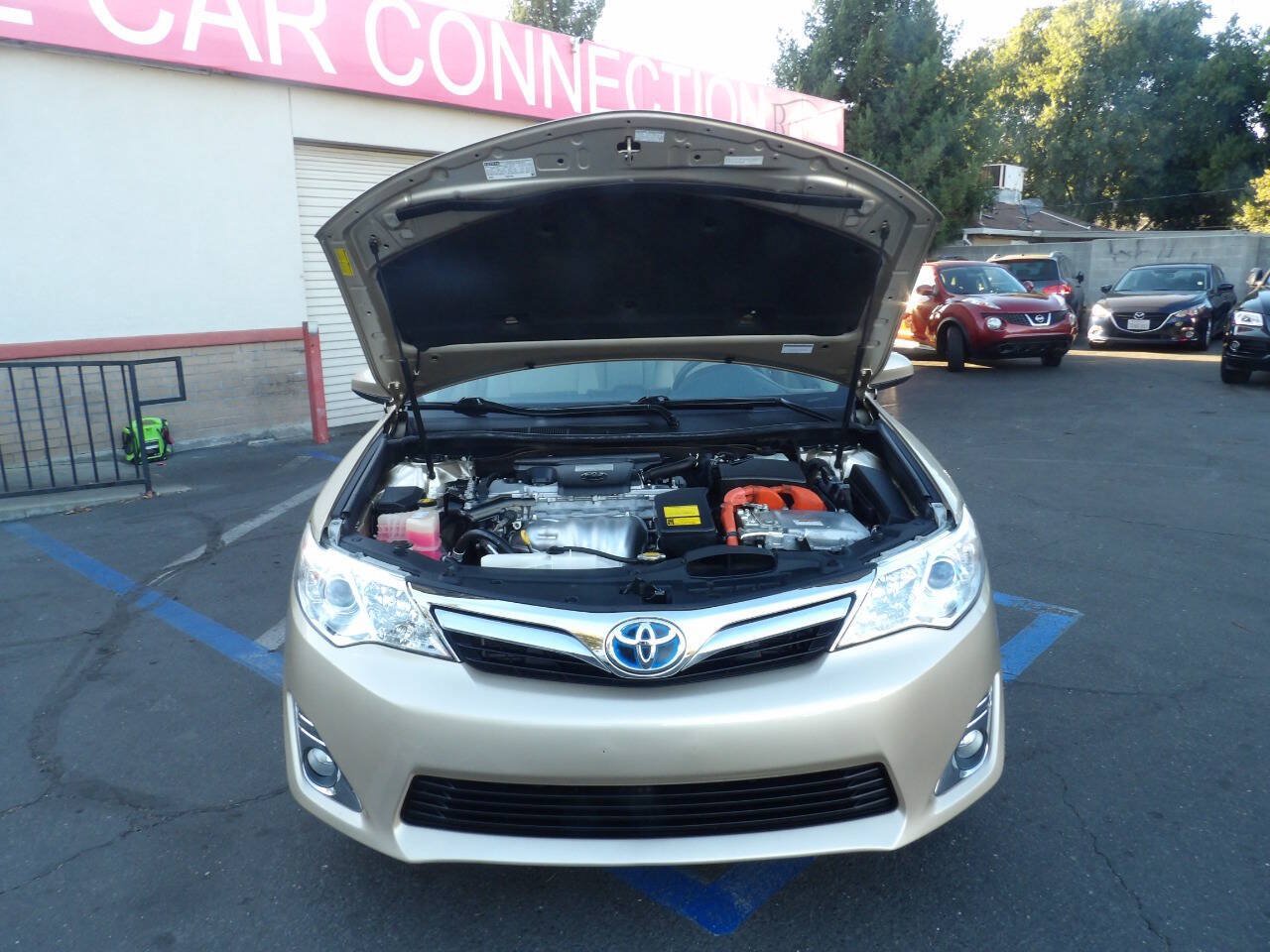 Used 2012 Toyota Camry XLE w/ Convenience Pkg FWD image 13