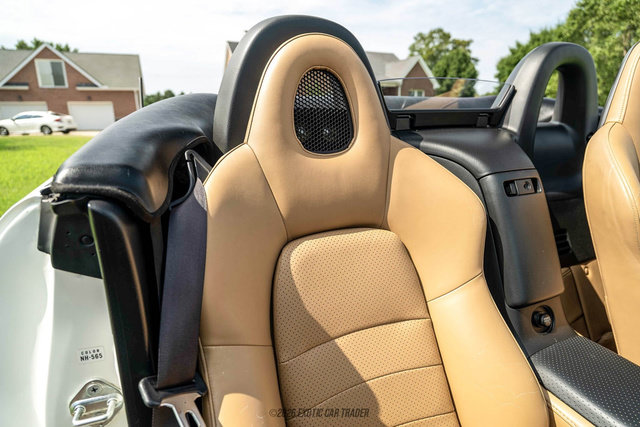 Used 2004 Honda S2000 image 95