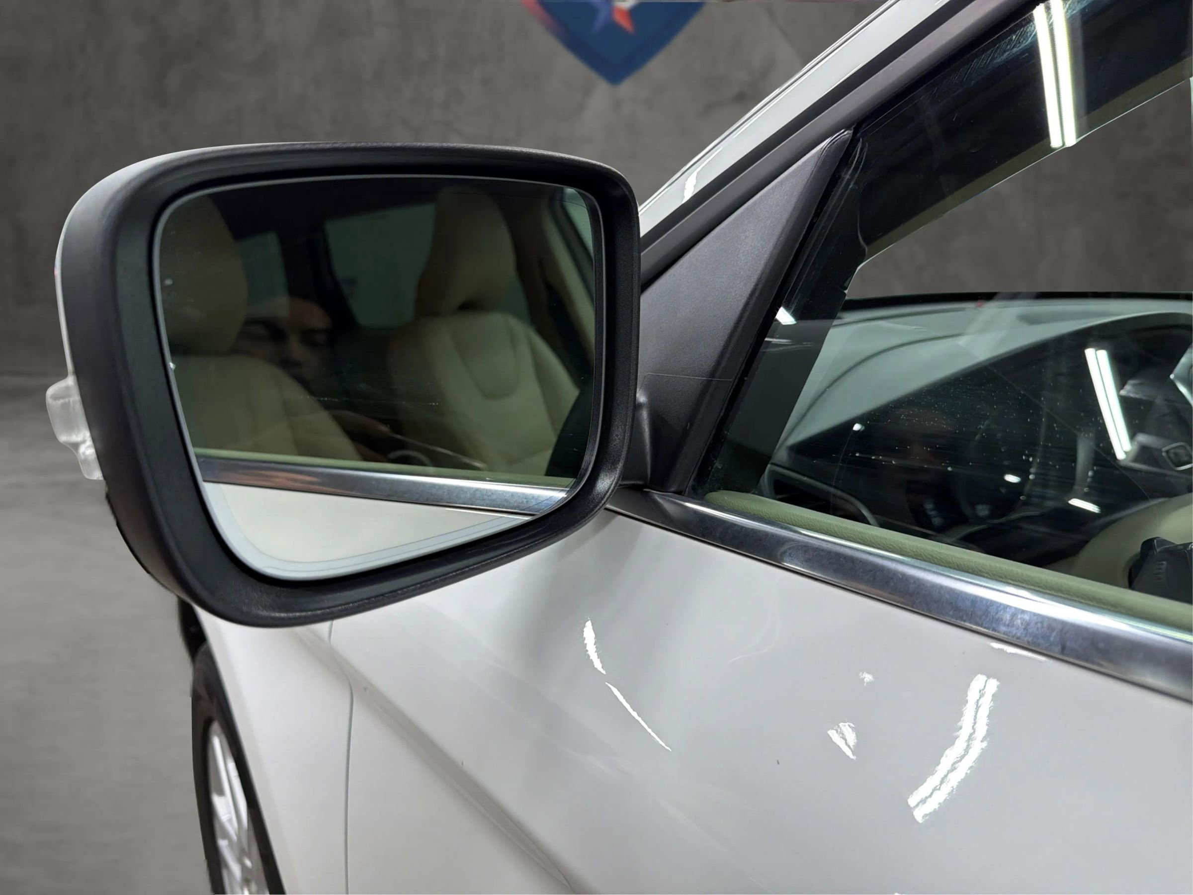 Used 2015 Volvo XC60 T5 Platinum FWD image 21