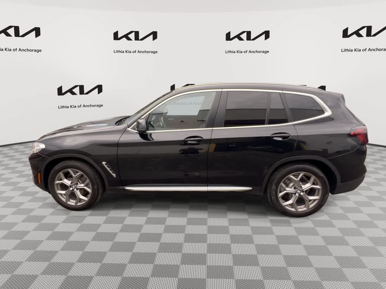 Used 2024 BMW X3 sDrive30i w/ Convenience Package w/ZPA RWD image 5