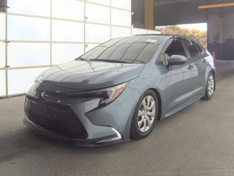 Used 2024 Toyota Corolla LE w/ LE Convenience Package FWD image 1