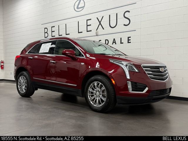 Used 2018 Cadillac XT5 FWD image 2