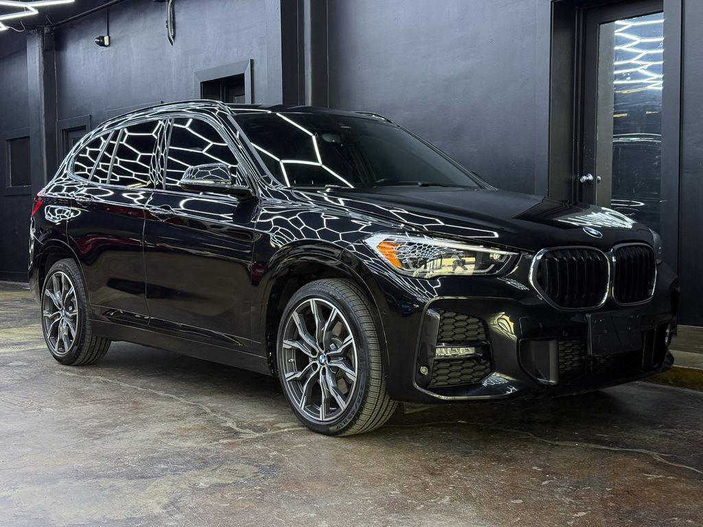 Used 2020 BMW X1 xDrive28i w/ M Sport Package image 11