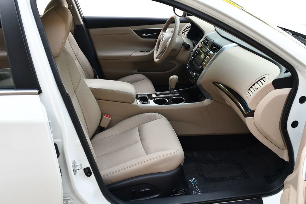 Used 2015 Nissan Altima 2.5 SL w/ Moonroof Package FWD image 46
