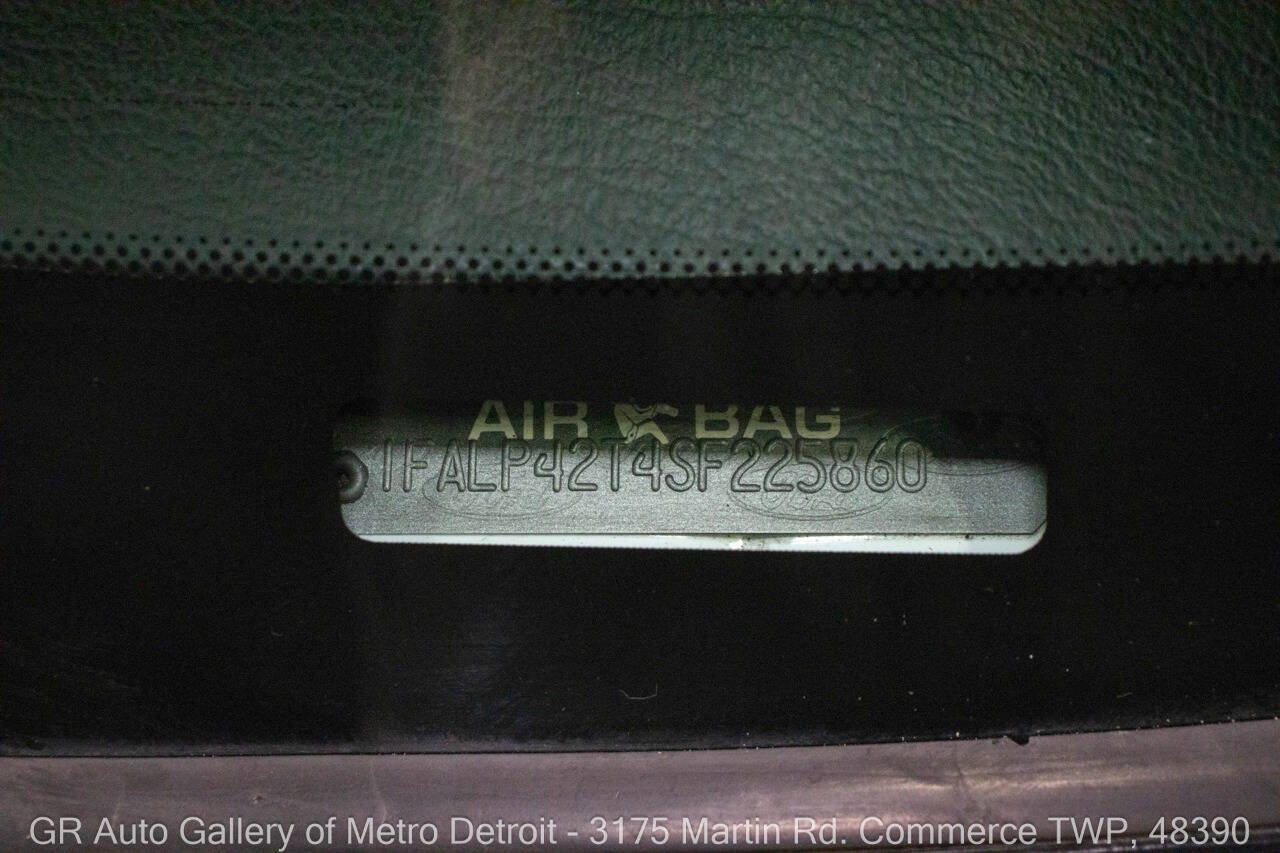 Used 1995 Ford Mustang GT image 17