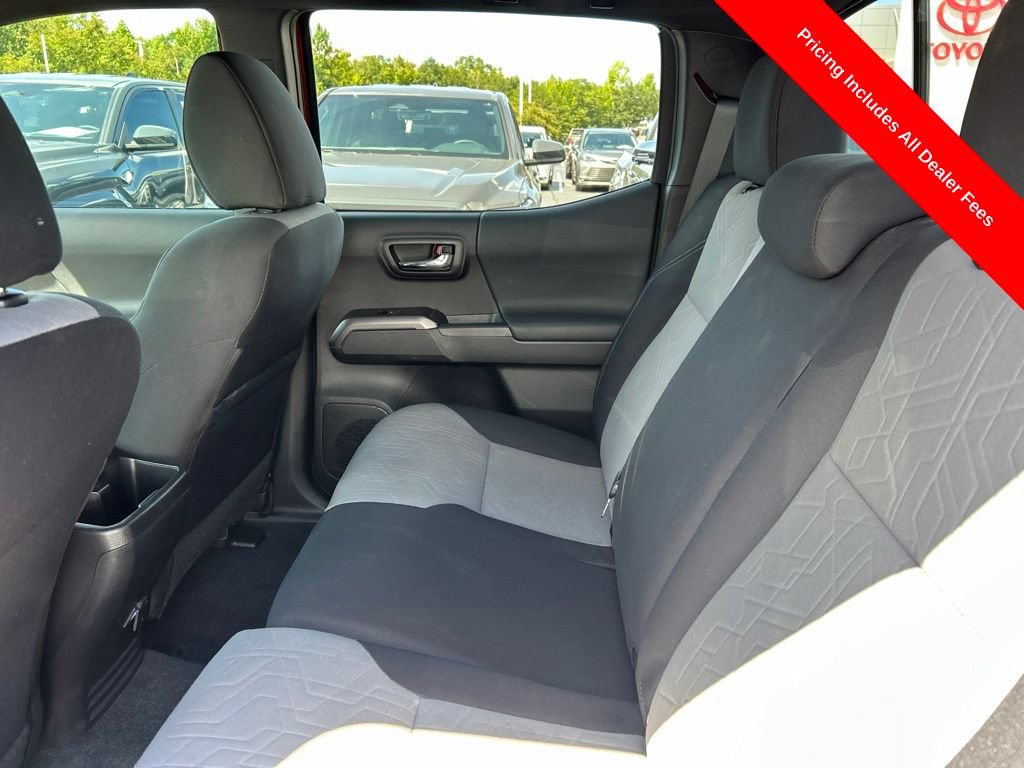 Used 2022 Toyota Tacoma TRD Sport w/ Technology Package AWD/4WD image 14
