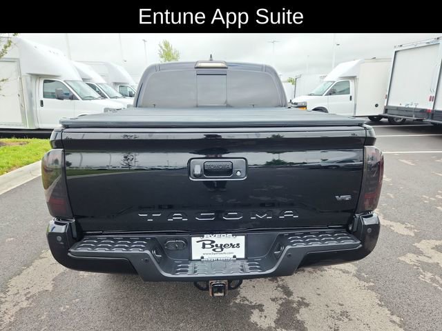 Used 2018 Toyota Tacoma TRD Sport w/ Technology Package AWD/4WD image 9