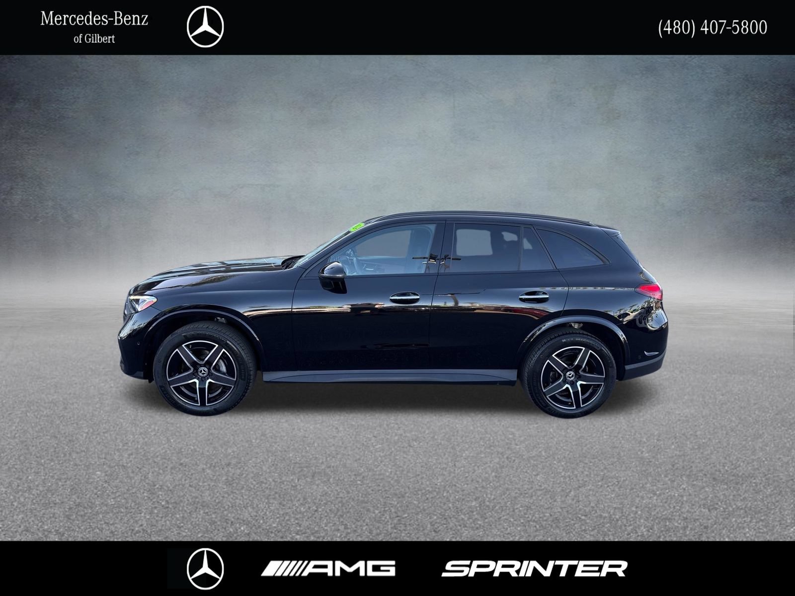 Used 2024 Mercedes-Benz GLC 300 image 2